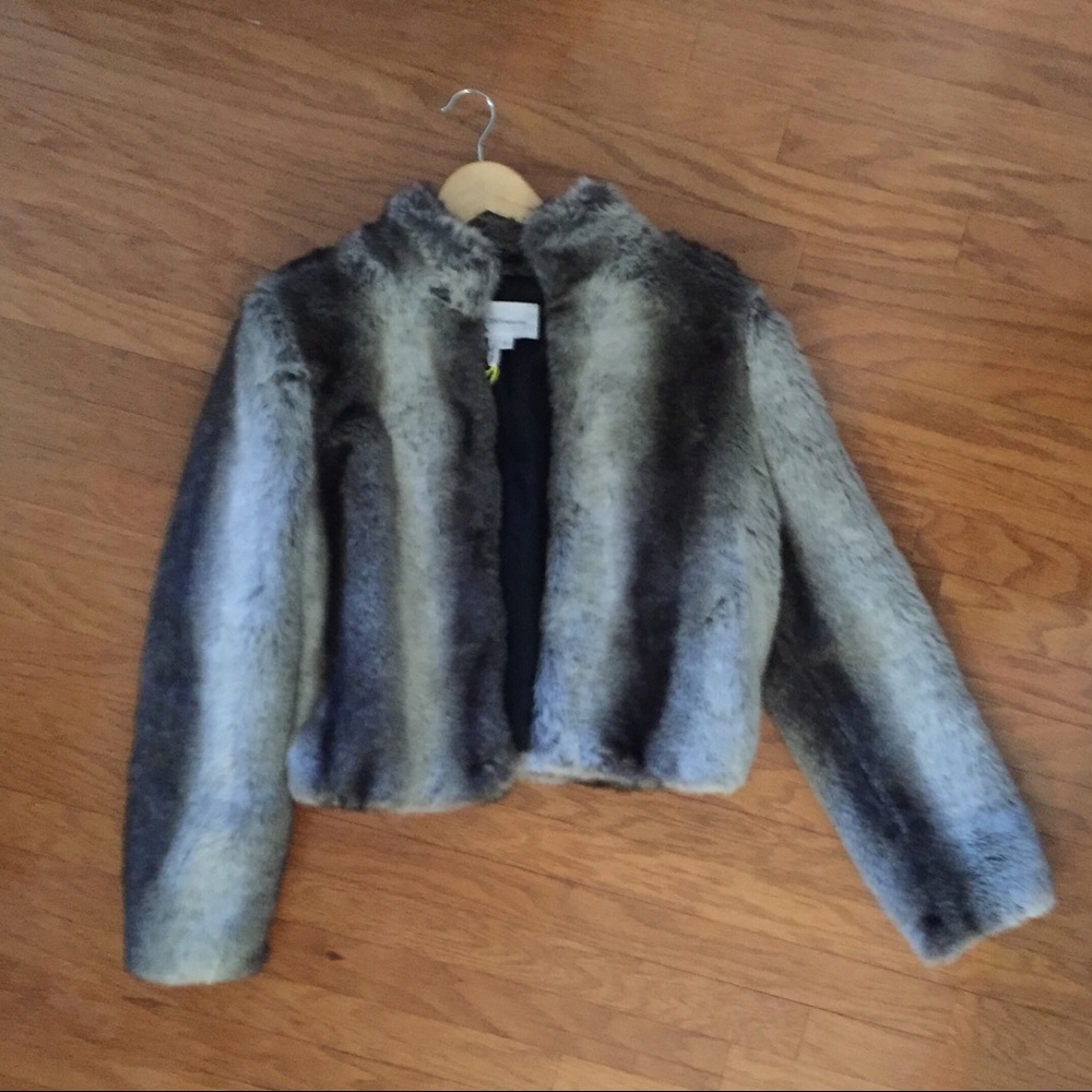 BNWT Faux-fur jacket